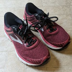 Brooks Adrenaline GTS 18